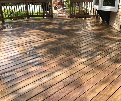 deck cleaning services