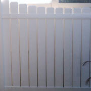 vinyl fence cleaning